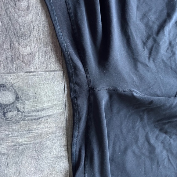 Lululemon black align bike shorts size 16, 6" inseam - Picture 2 of 3